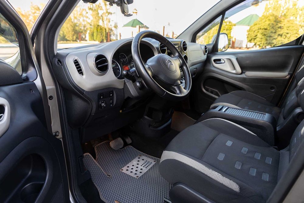 Продаж авто Citroen Berlingo 2014