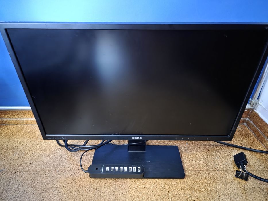 Vendo Monitor Benk com Dockstation