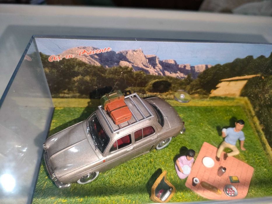 Diorama Renault Dauphine