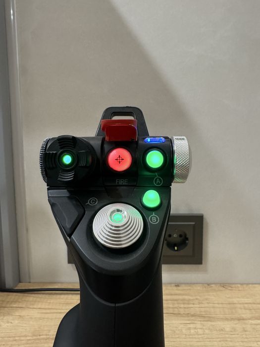 Джойстик  Logitech G Saitek X52 Pro Flight Control System (HOTAS)