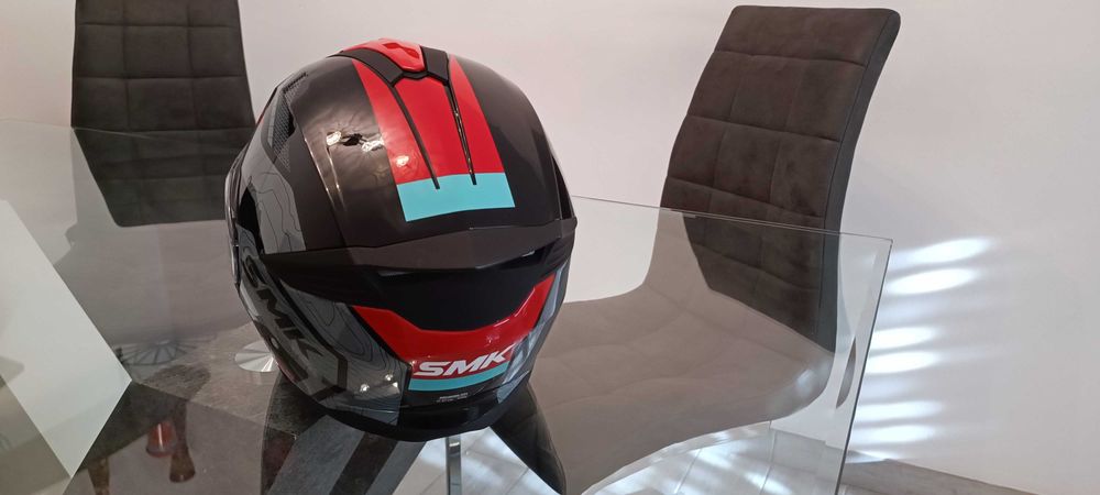 Capacete SMK novo