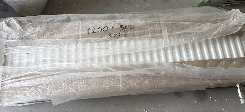 Продається радіатор сталевий