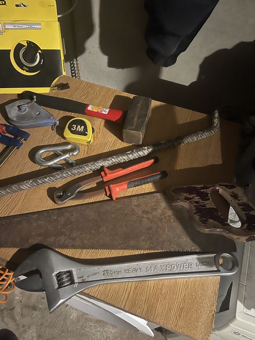 Tools - assorted435346217989591040