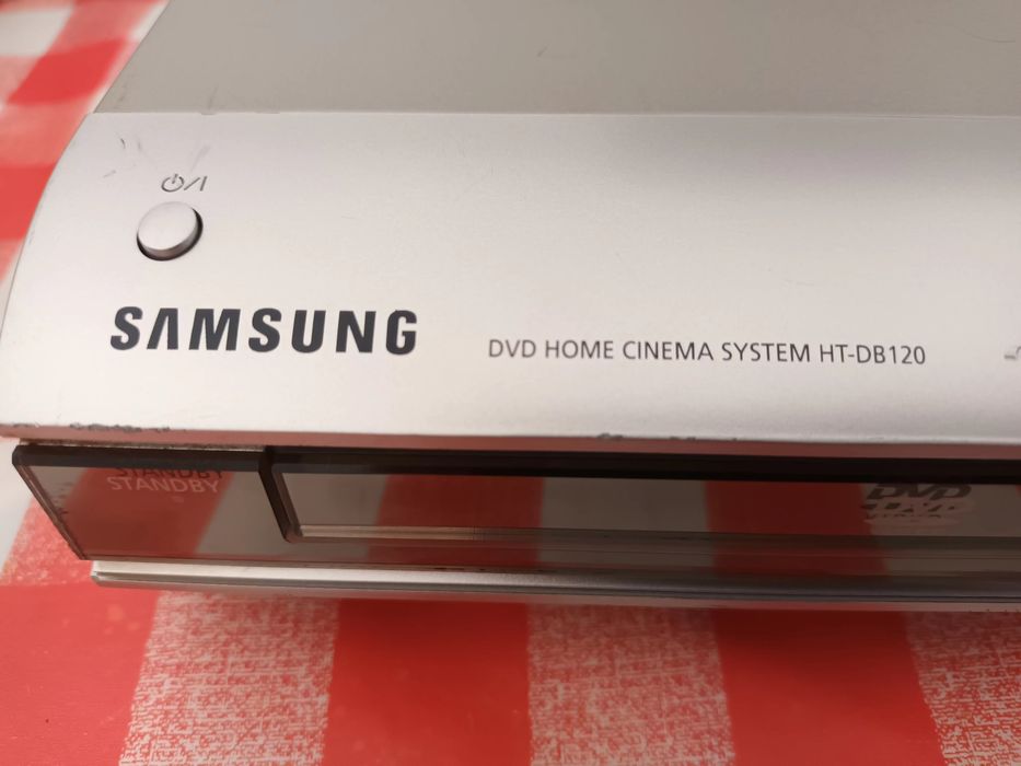 Leitor DVD vintage- Samsung HT-DB 120