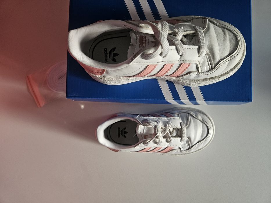 Ténis Adidas Team Court
