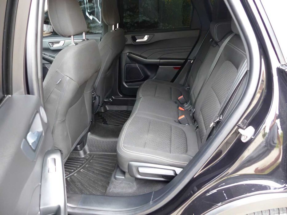 Ford Escape      2024