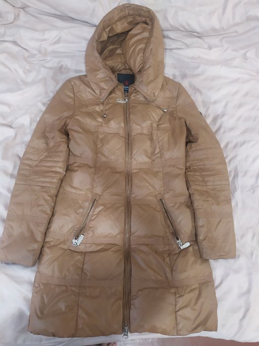 Зимове пальто, можна на холодну осінь 42розмір