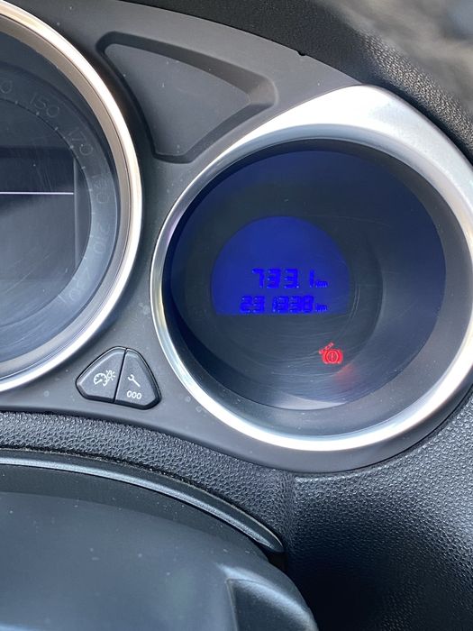 Продам  CITROEN DS4 дизель 1.6