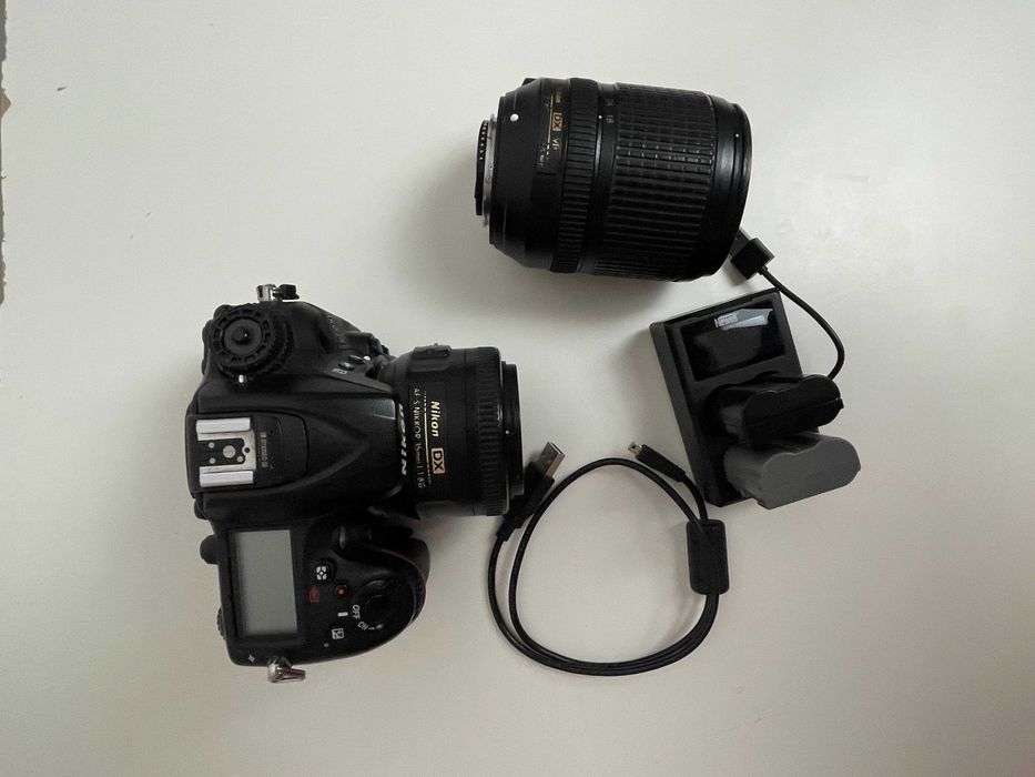 Kit Nikon D7200 + 35mm 1.8 + (oferta) 18-140mm + 2 baterias originais