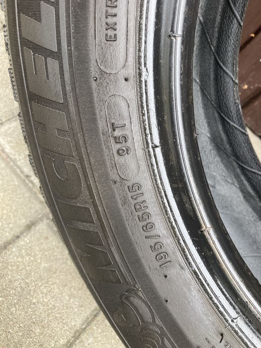Opony  zimpwe Michelin 195/65 R15 95 T 4 szt
