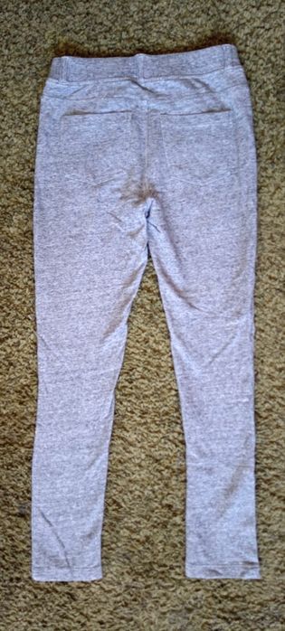 Szare legginsy w gwiazdki Cool Club