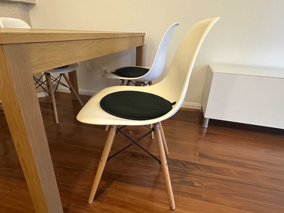 4 Cadeiras Charles Eames Brancas