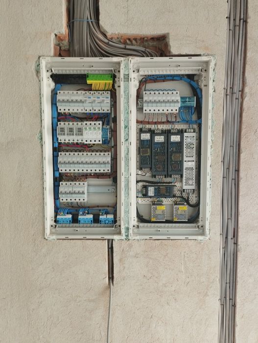 Електрик. Електромонтажні послуги.