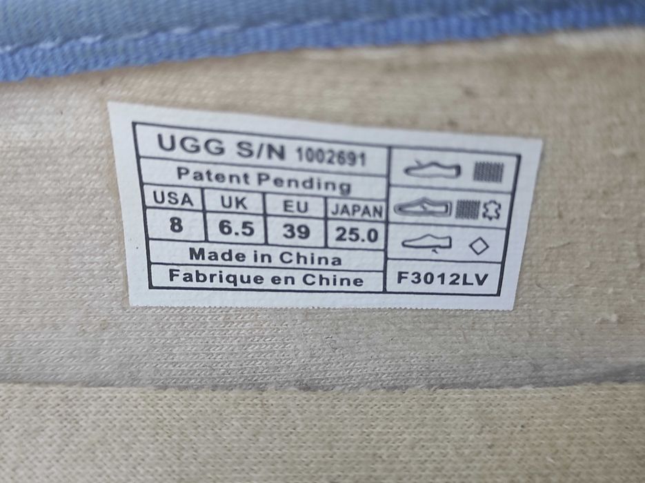 Туфли, еспадрильи, мокасини текстильние UGG Australia р.38