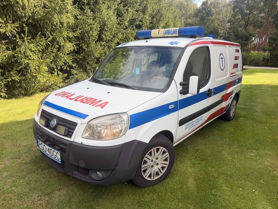 Fiat Doblo 1,9 Multijet MAXI 4 Osobowa Karetka Sanitarna AMBULANS Klima Wyposażona