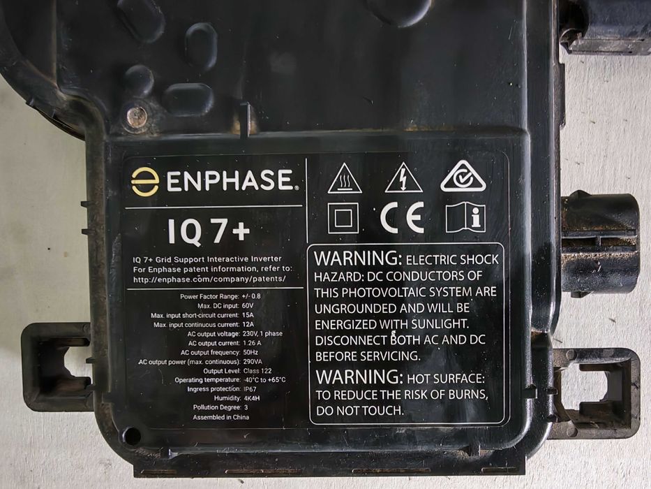Microinversores Enphase IQ 7+