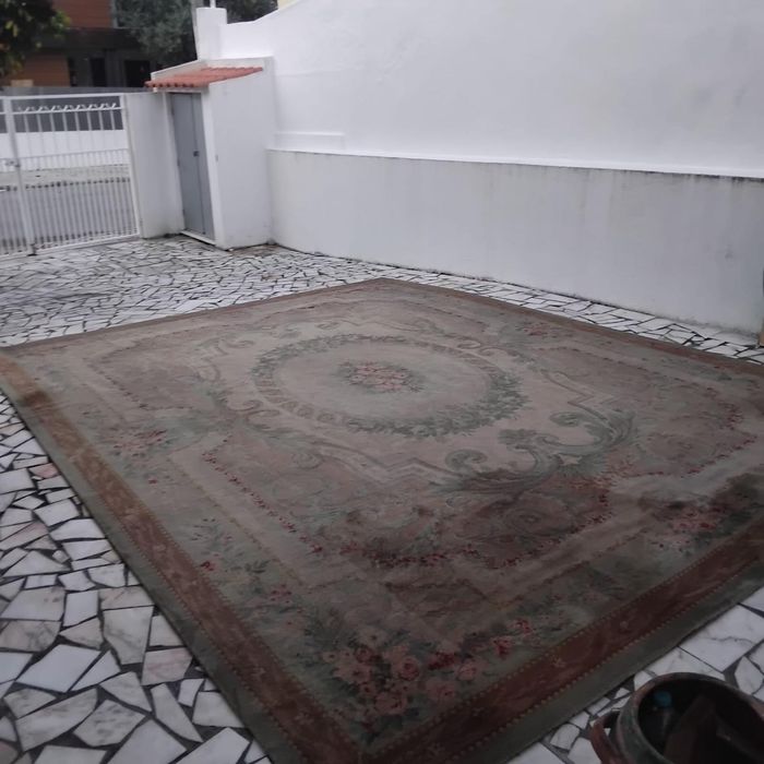 Carpete á bom praço