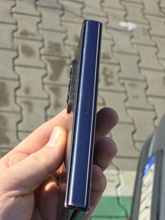 Samsung galaxy z fold 4 12/256 stan 9.5/10