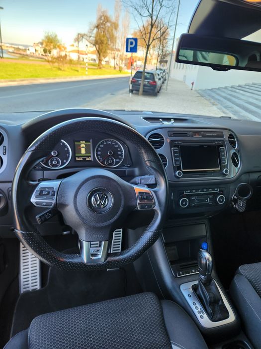 Tiguan R line motor 2.0 210cv turbo apenas 120.000 km com sistema novo GPL Aceito retoma