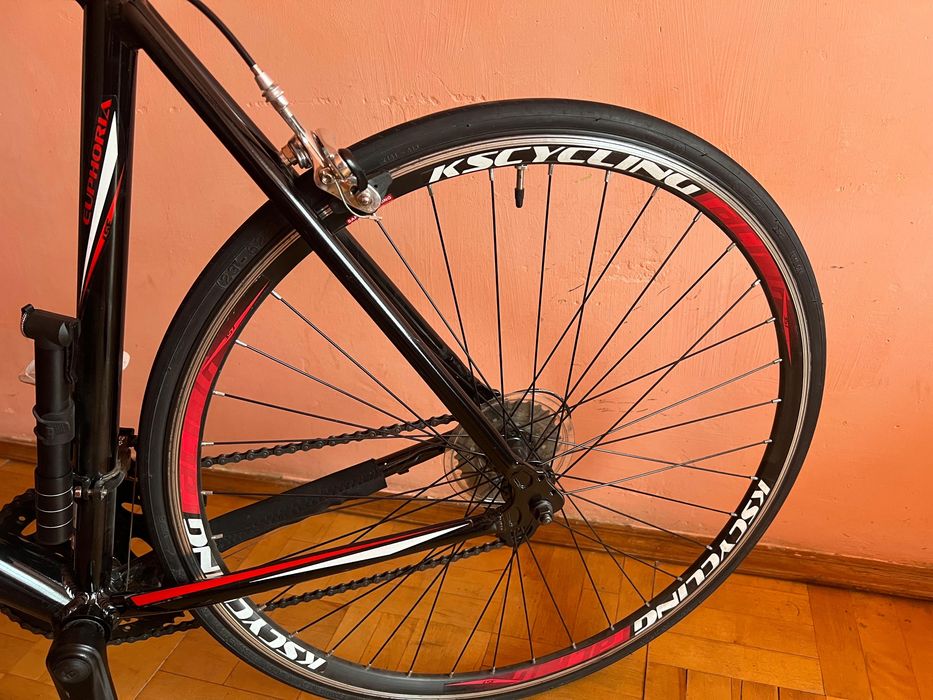 Велосипед шосейний KS Cycling