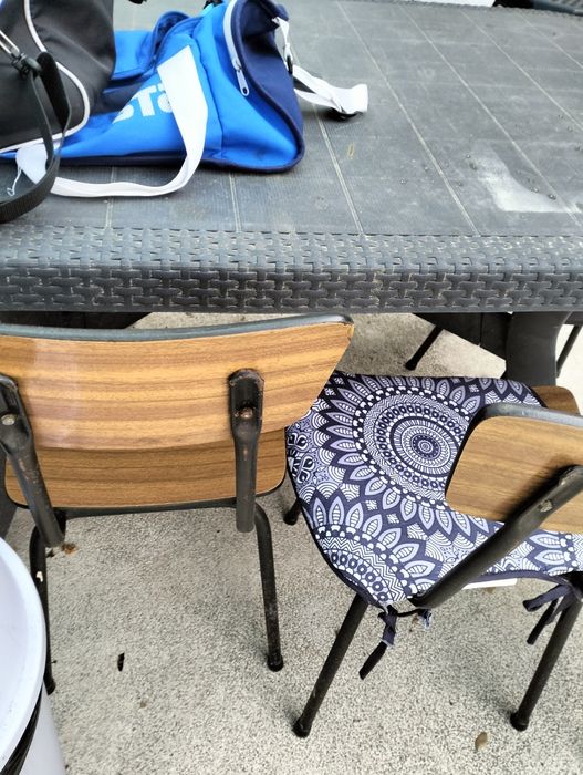 Cadeiras antigas madeira