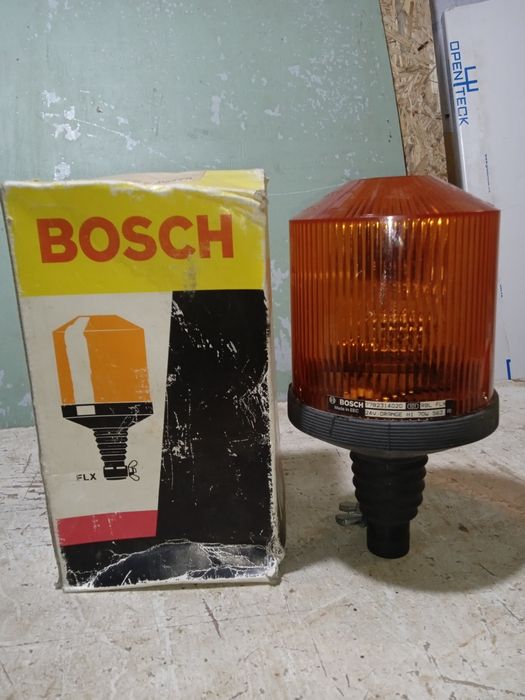 Продам проблесковий маячок " BOSCH" новий