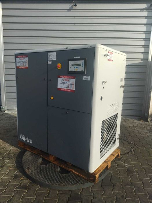Kompresor Śrubowy Bezolejowy Atlas Copco ZT18 18,5kW 2,51m3/min 8,6 bar DOSTAWA FV23% PO SERWISIE GWARANCJA