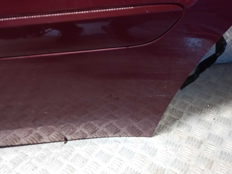 Drzwi Tylne Lewe Mercedes ML w163 Do Założenia w Kolor 548