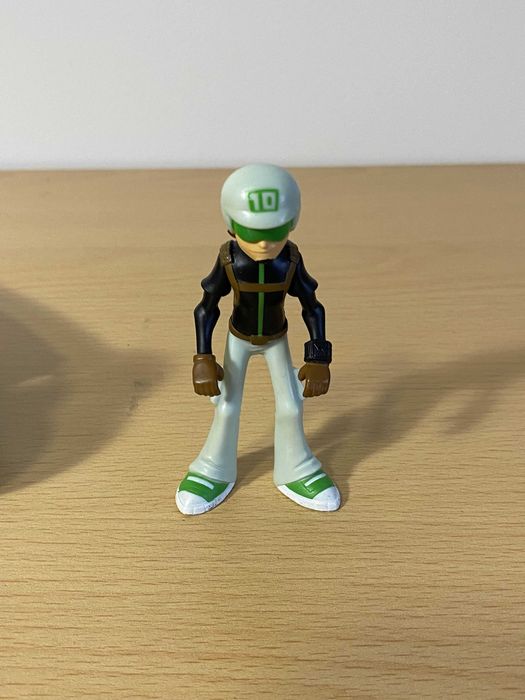 Ben 10 Omniverse Tenn-Speed Cycle Motorbike & Ben