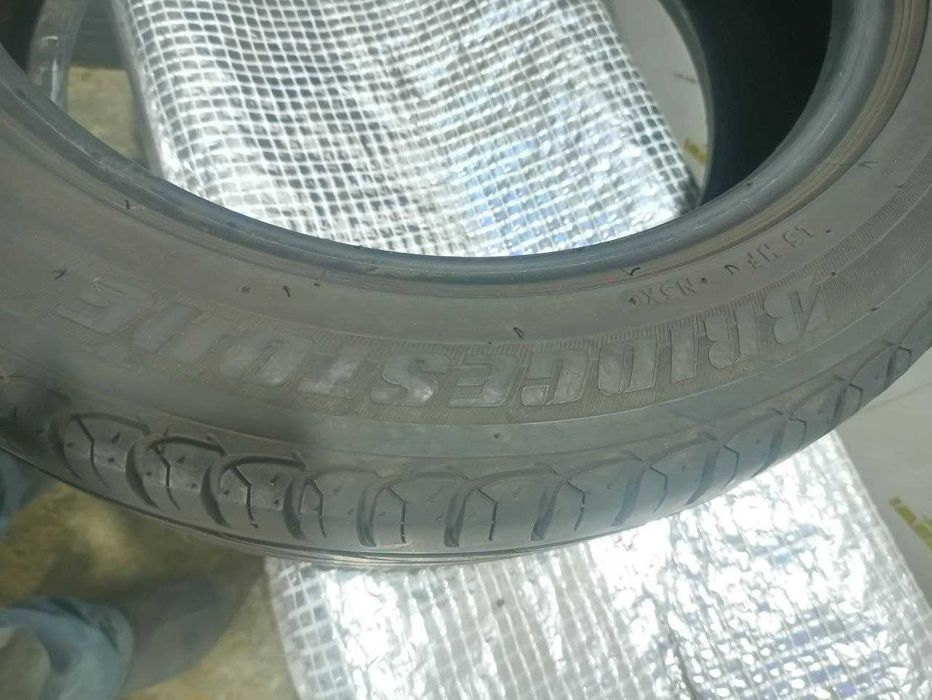 Шина Bridgestone 205/55R17. 1шт. Літо Розпаровка (0740)