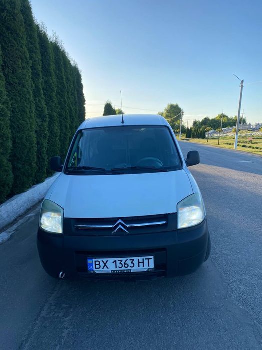 Citroen Berlingo 2004 VIN VF7GBWJYB94116733 фото оголошення 3 з 8