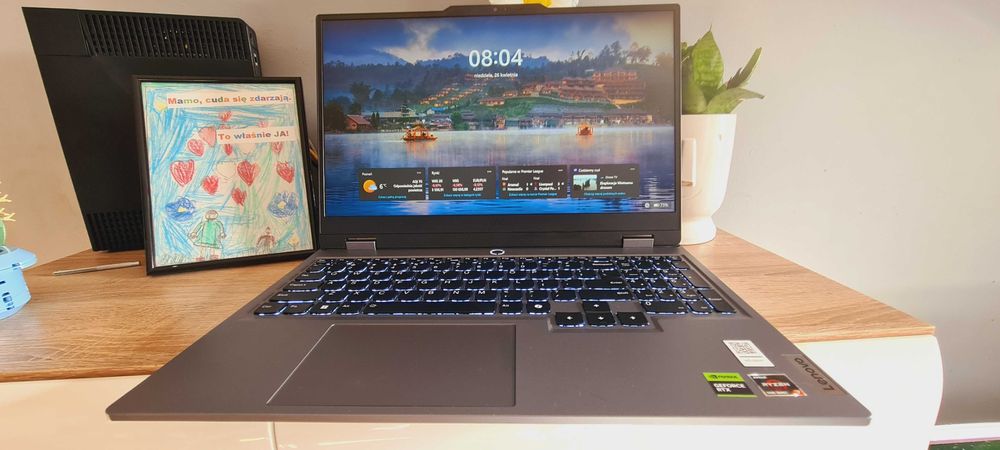 Laptop Gamingowy Lenovo LOQ RYZEN 7 DDR5 RTX 4050 6GB 16GB Ram Mocny