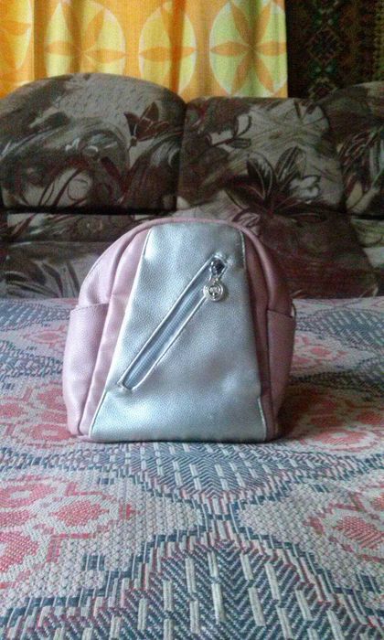 Рюкзак      школьный