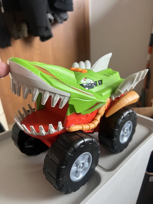 Interaktywny Monster Truck Rekin Teamsterz Robo Shark