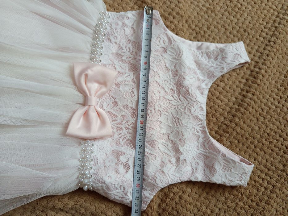 Плаття на дівчинку