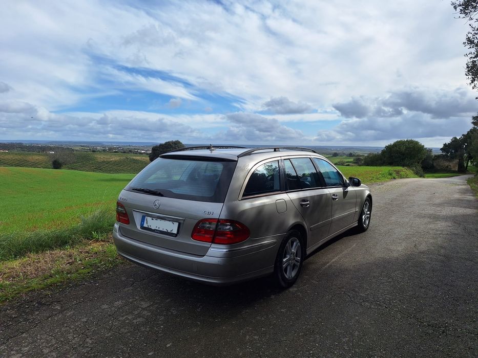 Mercedez Benz E 220