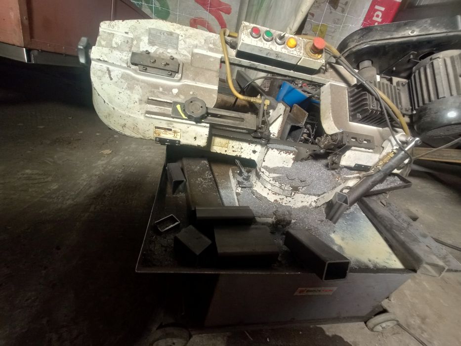 Sprzedam przecinarkę tasmową MetCor