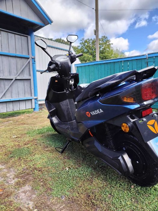 Електроскутер YADEA LUNA