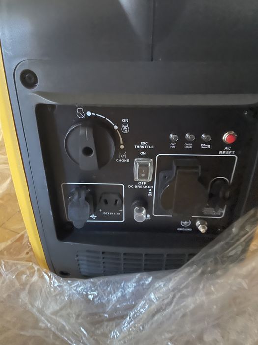 Продаю генератор інверторний