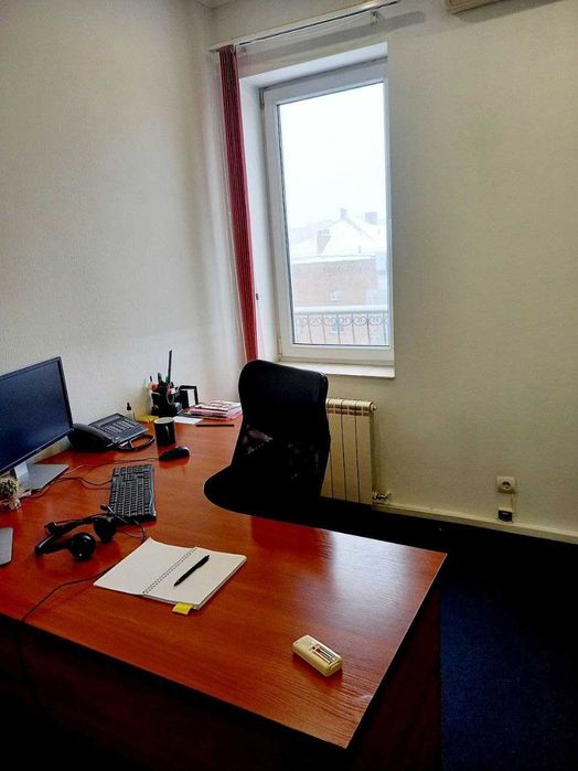 Ярославів Вал 21-Г  Центр Золоті Ворота Простора (229 кв м)