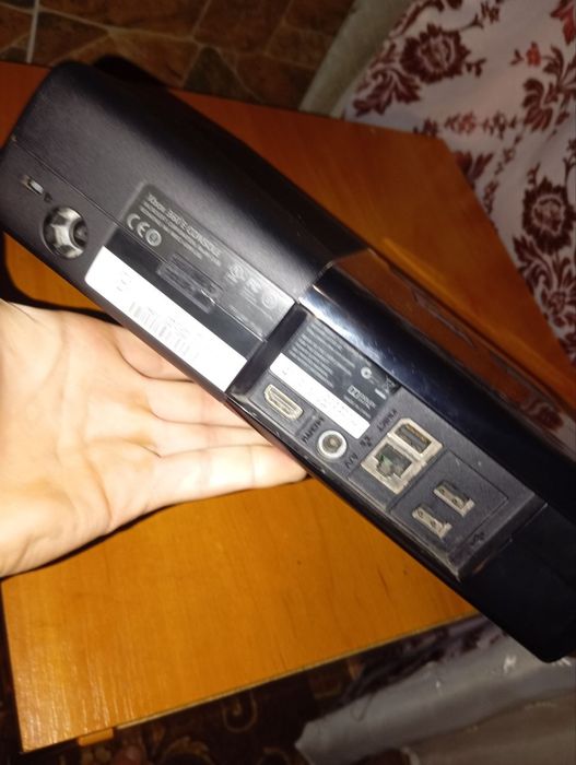 Продам xbox 360e
