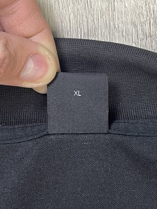 Hugo Boss кофта олимпийка L размер спортивная черная оригинал