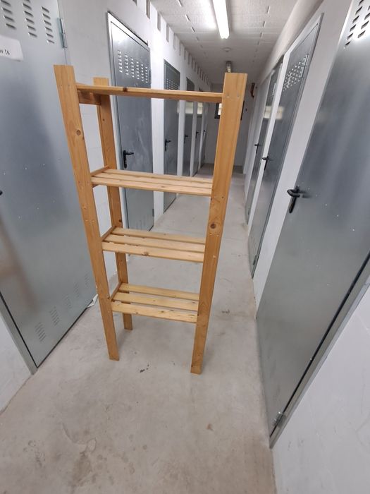 Regal drewniany ikea