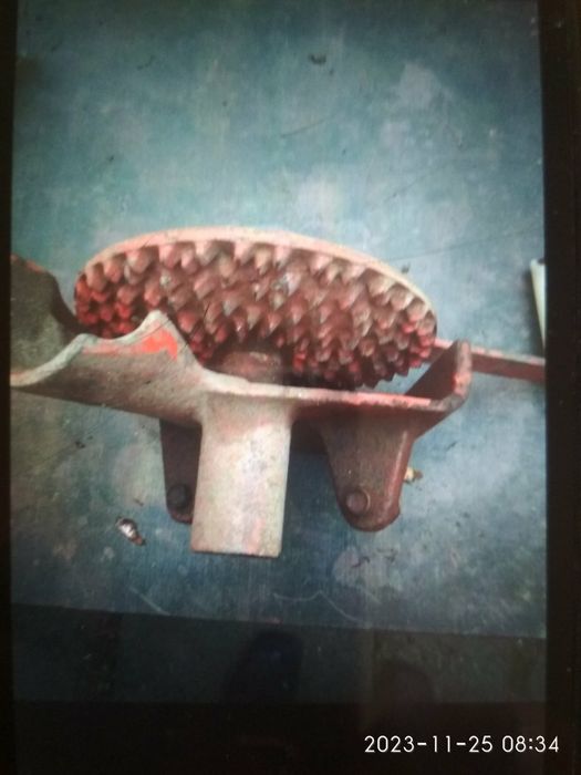 млинок для кукурудзи