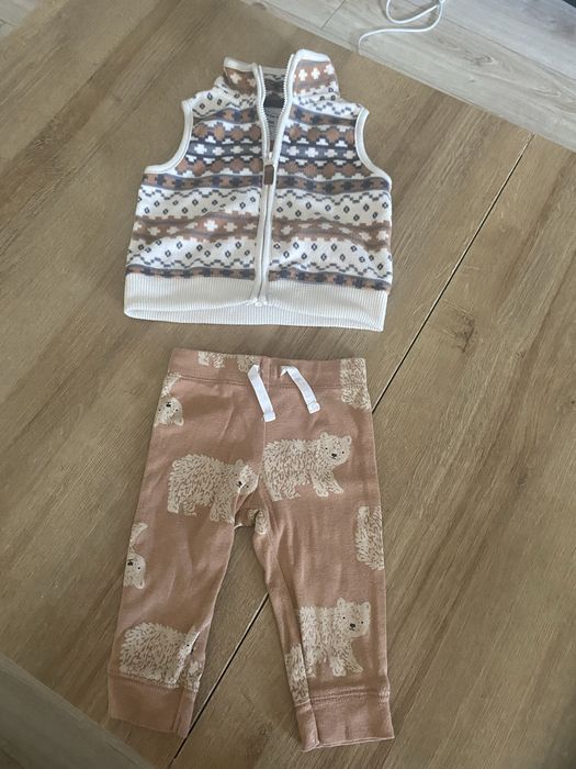 Uroczy zestaw Carter’s rozm 68 kamizelka i getry