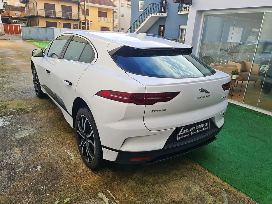 Jaguar I-Pace EV400 AWD S