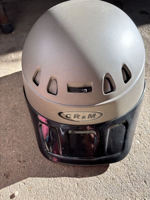 Capacetes ciclismo e mota