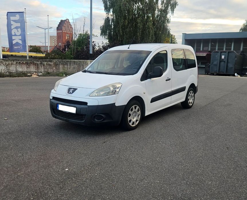 Peugeot
