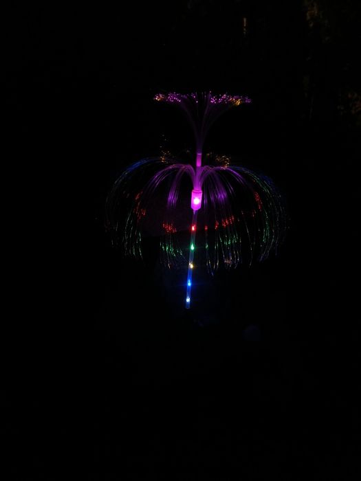 Lampa solarna ogrodowa