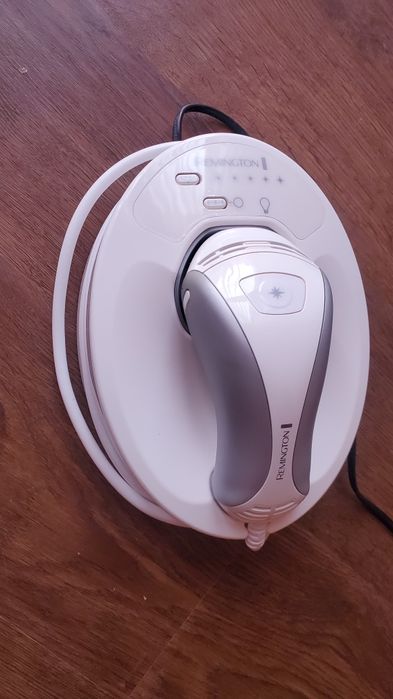 Фотоепілятор Remington IPl4000
